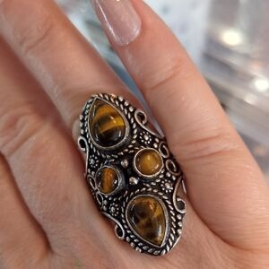 Elegant Silver and Brown Gemstone Ring